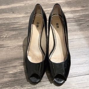Women's leather heels